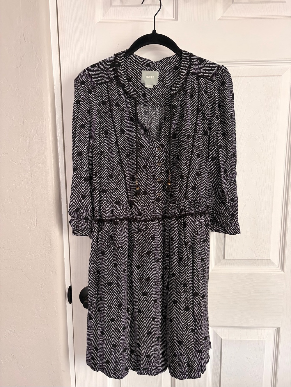 Maeve Black & White Chevron Tie-Neck Long Sleeve Dress